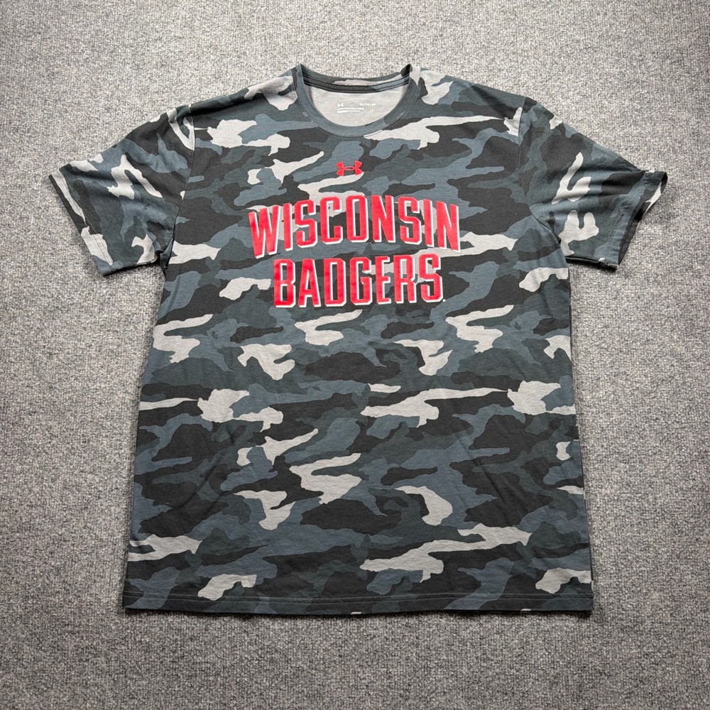 Under Armour T-Shirt Mens XL Grey Camo Wisconsin Badgers NCAA Loose Fit